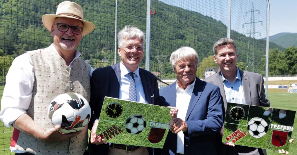 Freudentag f&uuml;r Gemeinde Treffen: Neue Sportanlage feierlich er&ouml;ffnet