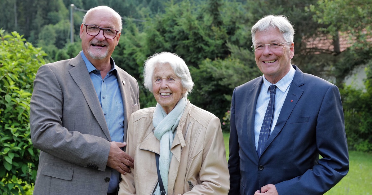 Ausstellung &bdquo;Heimkommen&ldquo; in Schloss Treffen er&ouml;ffnet